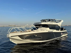 Катер Victory A11 Fly с моторами Mercury 3 x F300